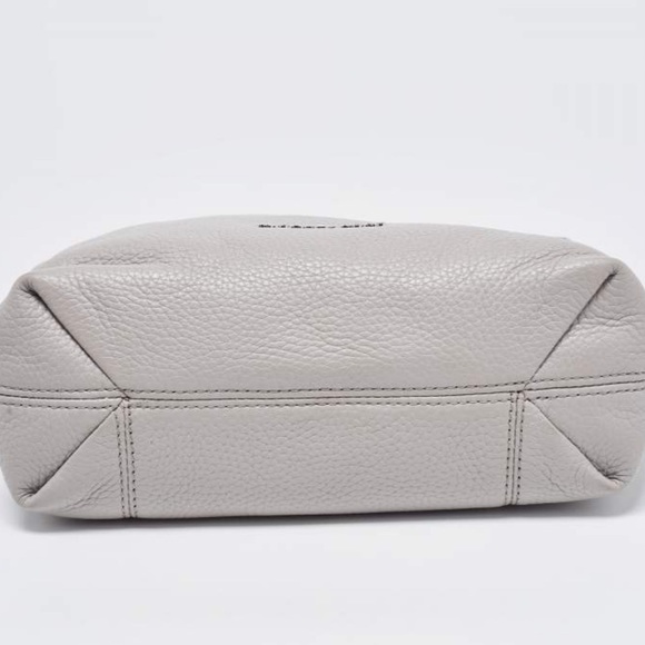 Slightly worn Michael Kors silver Leather Medium Jet Set Chain Shoulder Bag - Picture 9 of 10